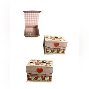 New Valentine’s gnomes box